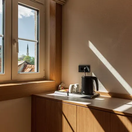 Konukevi Bas Carsija Boutique Place 4*