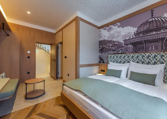 Bas Carsija Boutique Place 게스트하우스 4*